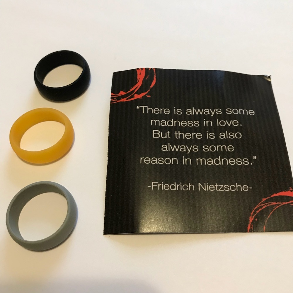 Silicone men’s wedding bands brand new !!
